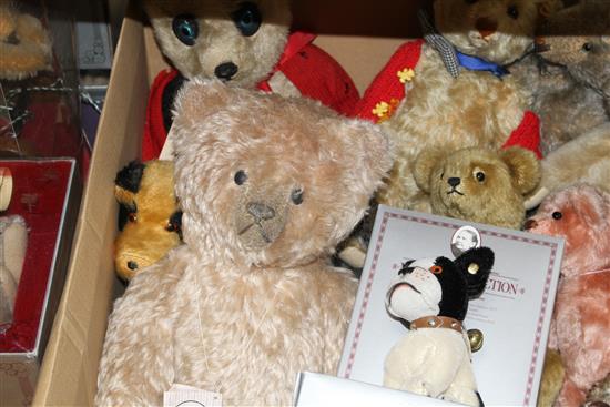 A Steiff Hello 2000 Goodbye 1999 twin bear set, with original numbered box, and four other Steiff bears